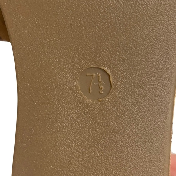 COMFORT EST. 1946 - SIZE 7.5 - CROCHET SANDAL WITH CORK HEEL PLATFORM - Picture 8 of 12